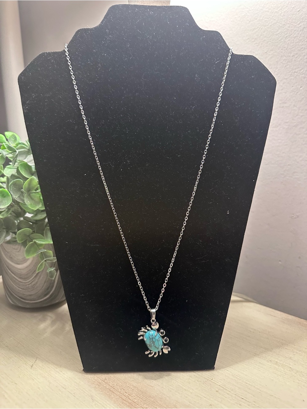 Turquoise Crab Natural Stone Pendant Stainless Steel Necklace with 2 Chains - Picture 3 of 5